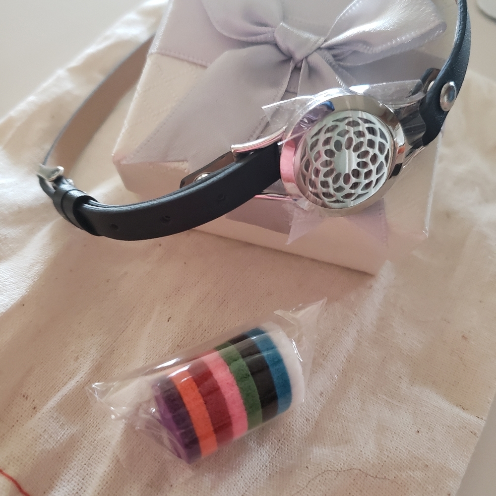 Essential oil choker / bracelet set